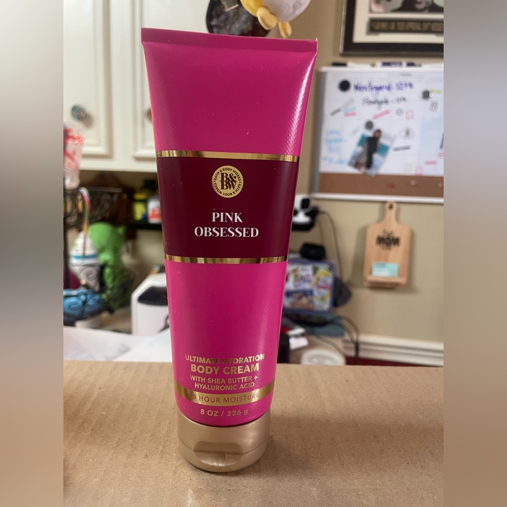 Pink Obsessed Ultimate Hydration Body Cream